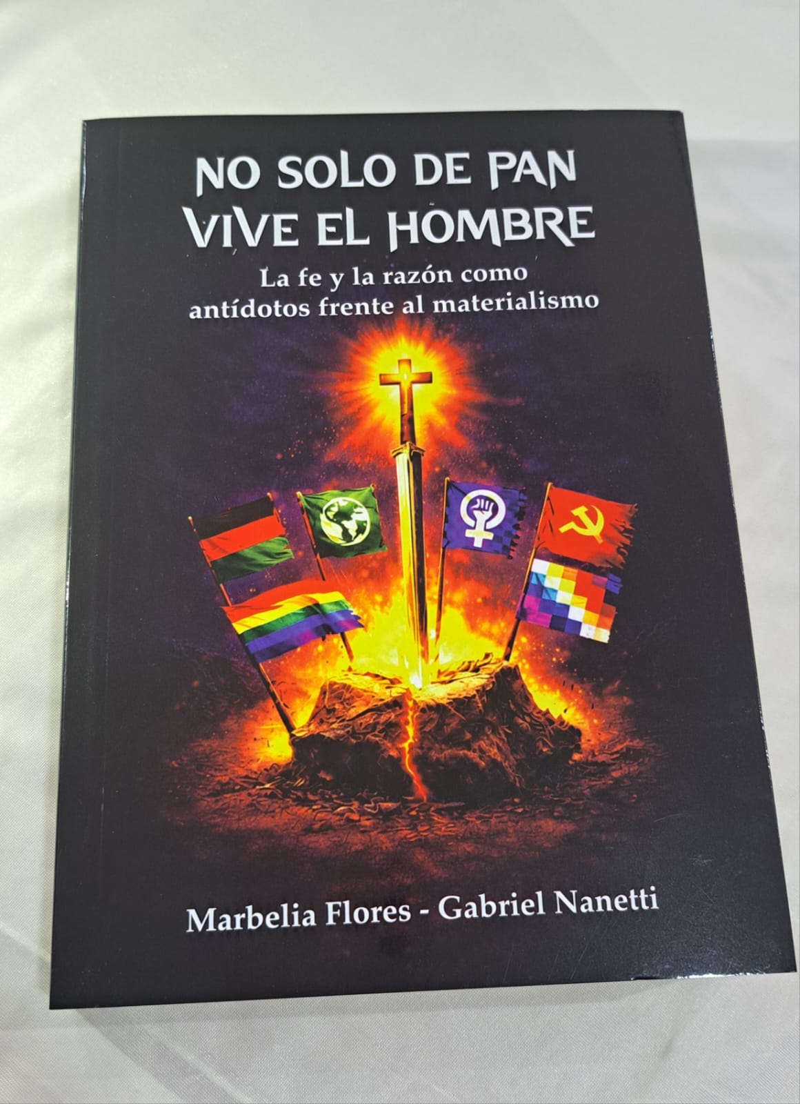 No solo de pan vive el hombre - la fe y la razón como antídoto frente al materialismo
